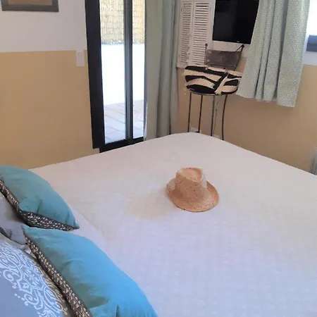 Maison De Vacances Bord De Mer Corniche Des Cigales Tatil Evi *